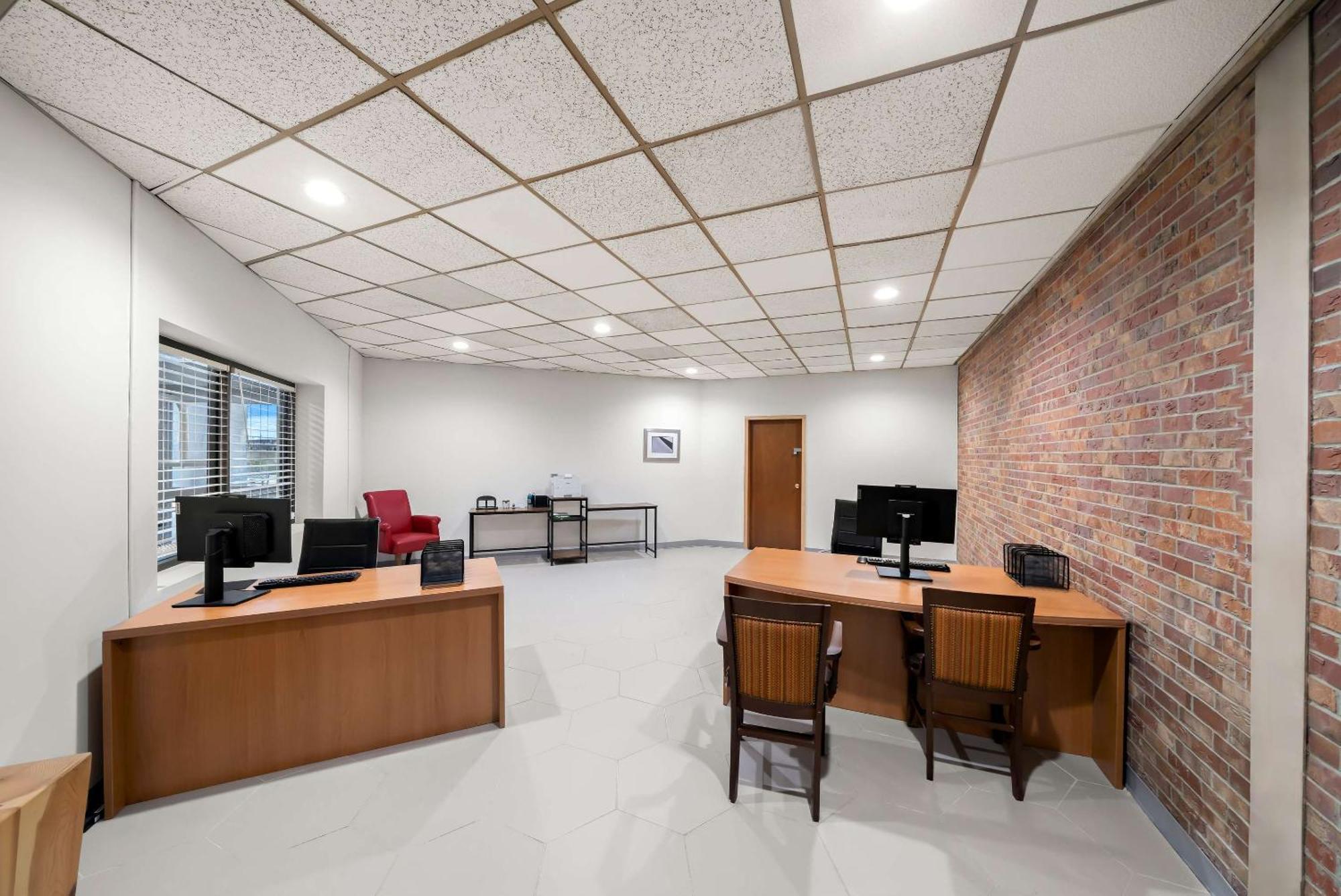 Suburban Studios, Kearney Esterno foto